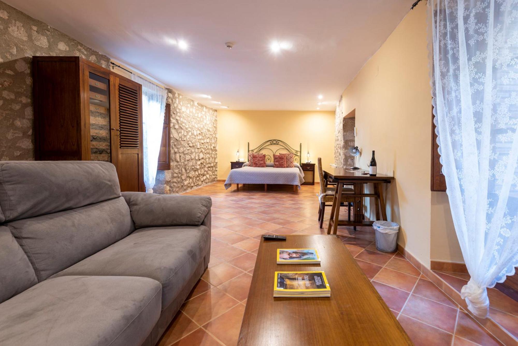 Hostal Can Xicu Capmany Εξωτερικό φωτογραφία