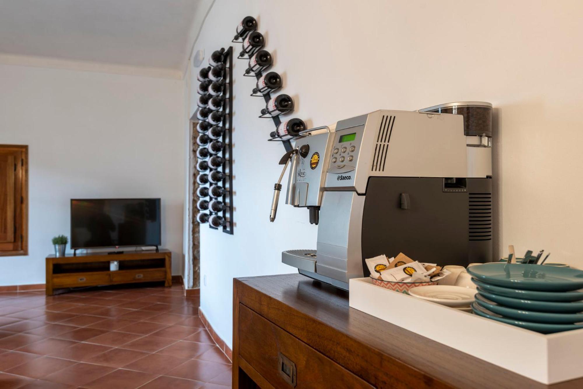 Hostal Can Xicu Capmany Εξωτερικό φωτογραφία