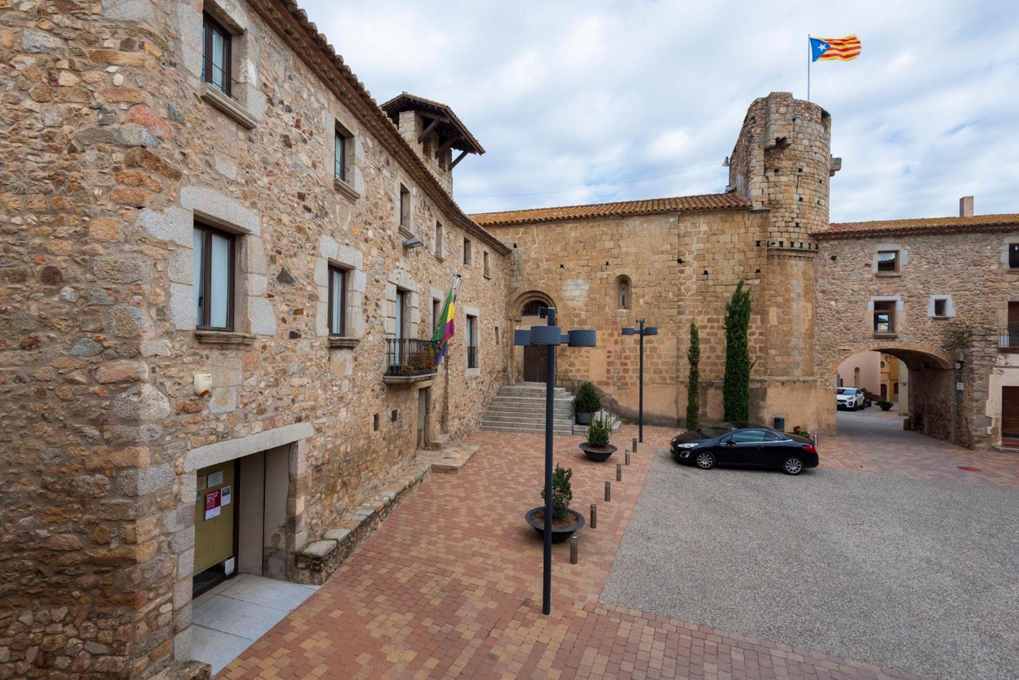 Hostal Can Xicu Capmany Εξωτερικό φωτογραφία