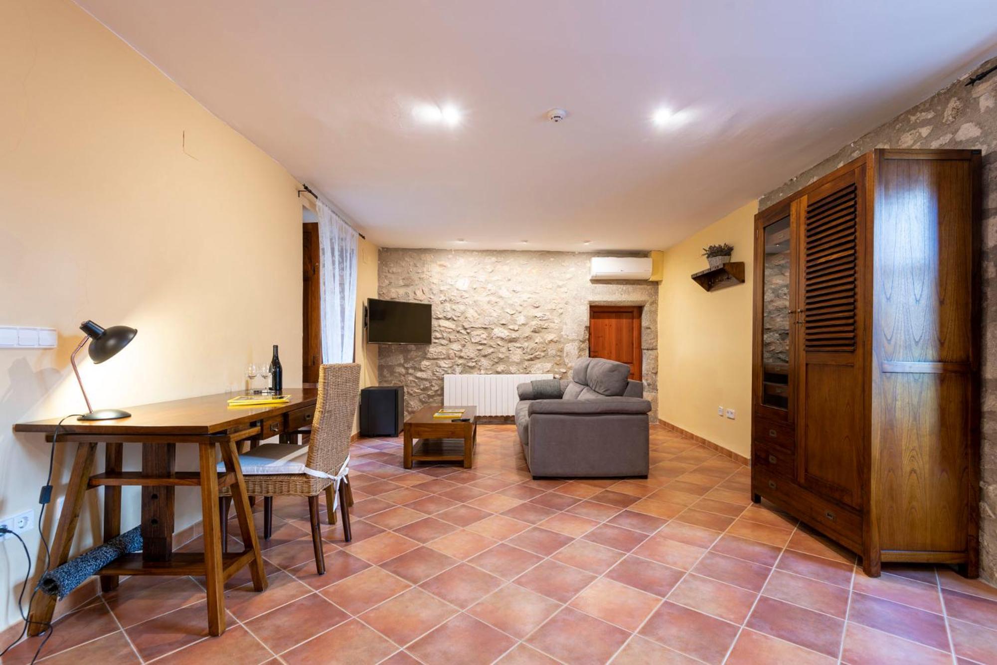 Hostal Can Xicu Capmany Εξωτερικό φωτογραφία