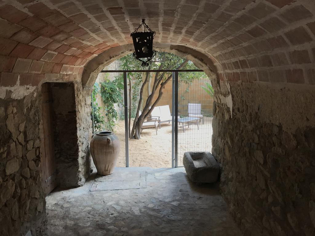 Hostal Can Xicu Capmany Εξωτερικό φωτογραφία